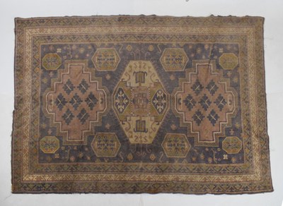 Lot 494 - Eastern design rug