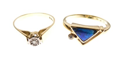 Lot 30 - Two 18ct rings