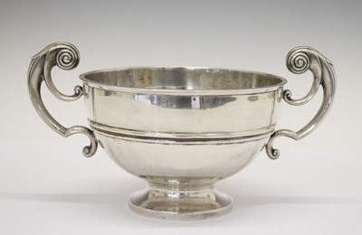 Lot 154 - Edwardian silver twin-handled rose bowl