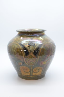 Lot 286 - Pilkington Royal Lancastrian lustre vase