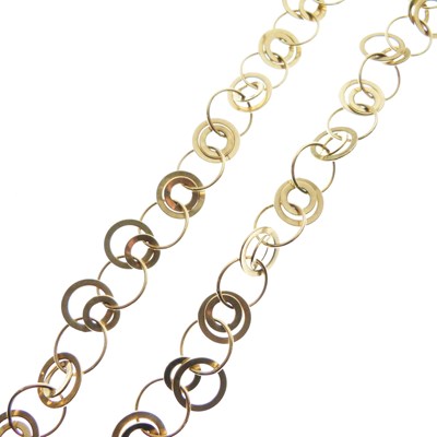 Lot 70 - 18ct gold fancy link necklace