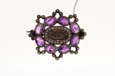 Lot 56 - Victorian amethyst and seed pearl mourning brooch