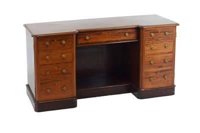 Lot 597 - Edwardian mahogany breakfront dressing table