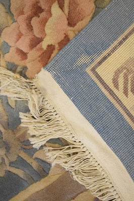 Lot 495 - Chinese wool rug