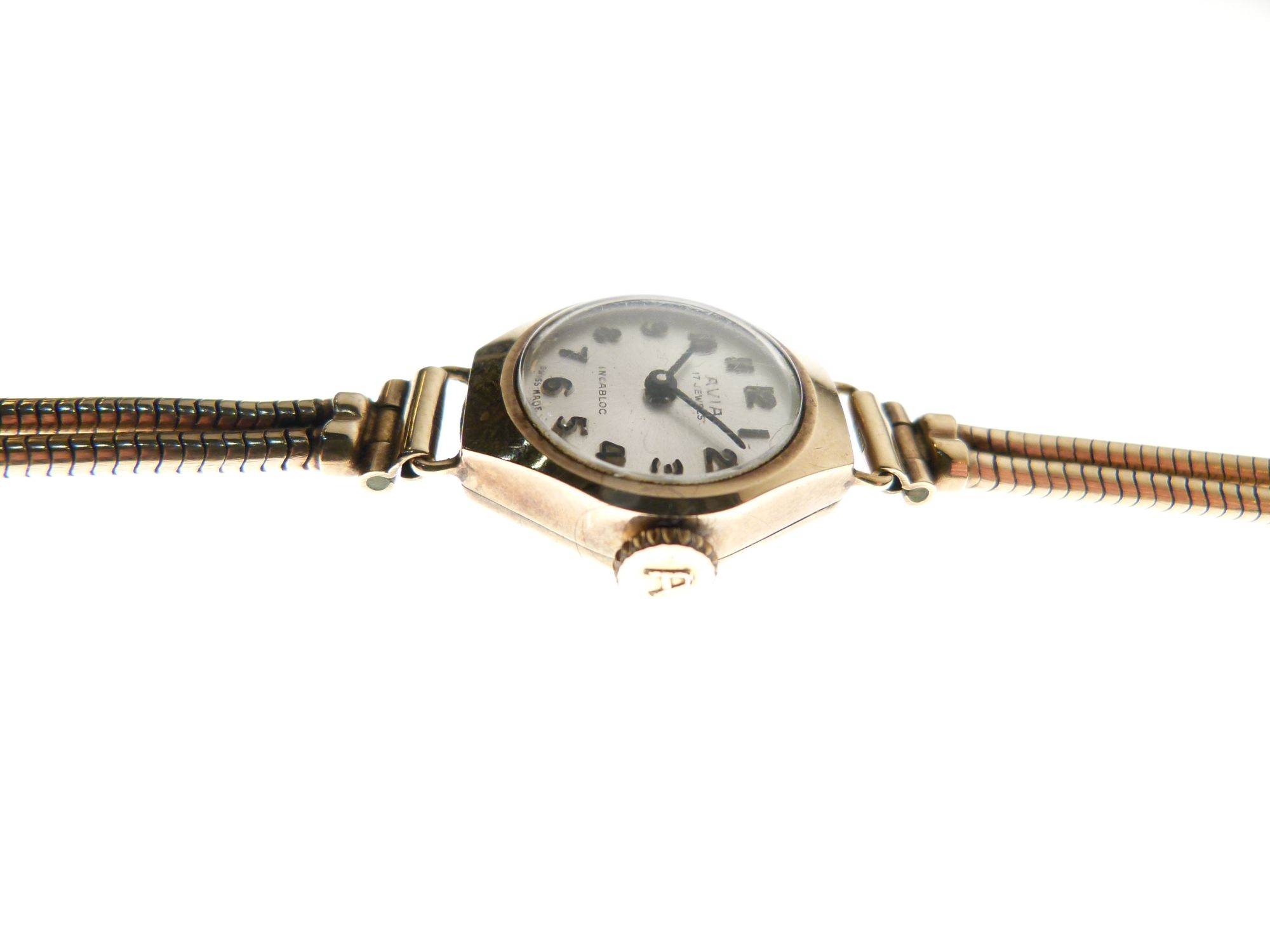 Avia 17 hotsell jewels gold watch