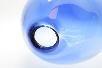 Lot 475 - Large Holmegaard blue glass Soap Bubble vase by Per Lutken