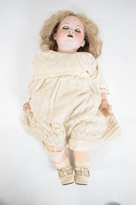 Lot 199 - Four early 20th Century German bisque headed dolls