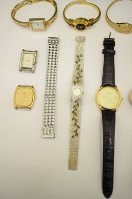 Lot 128 - Mixed quantity of fashion watches