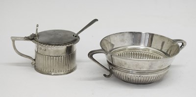 Lot 185 - George IV silver drum mustard and spoon, together with an Edwardian porringer