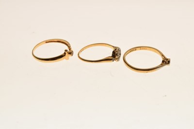Lot 15 - Three diamond set rings