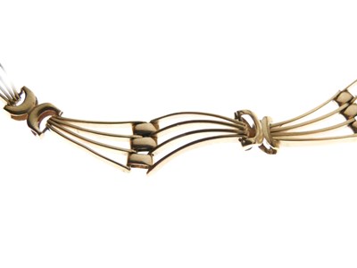 Lot 75 - 9ct gold fancy-link bracelet