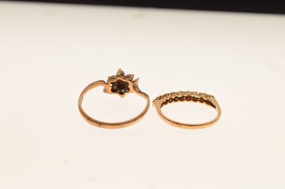 Lot 14 - Two 9ct gold rings