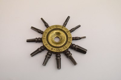Lot 80 - Quantity of watch winders and keys