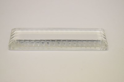 Lot 427 - Lalique - 'Roxanne' knife rest and a blue cabochon ring