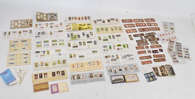 Lot 271 - Quantity of cigarette cards