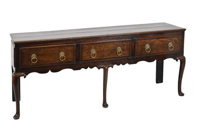 Lot 539 - Oak dresser base