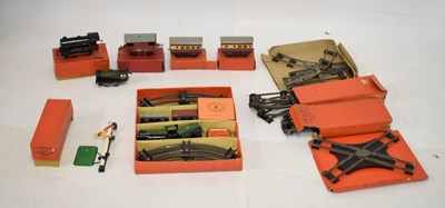 Lot 363 - Quantity of Hornby 'O' gauge railway trainset items