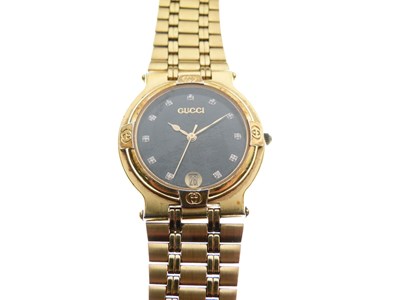 Lot 108 - Gucci - Gentleman's mid-size gold plated wristwatch