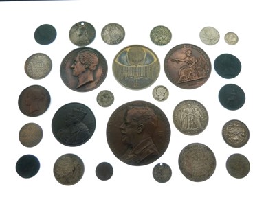 Lot 165 - Quantity of medallions and coinage