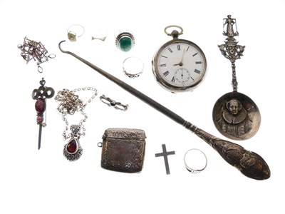 Lot 145 - Assorted small items of silver