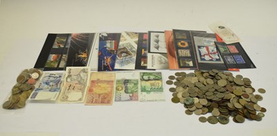 Lot 169 - Small quantity of GB silver and other coinage, Royal Mail Presentation Packs, etc