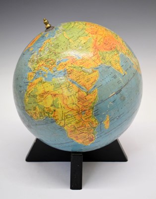 Lot 225 - Mid 20th Century student globe