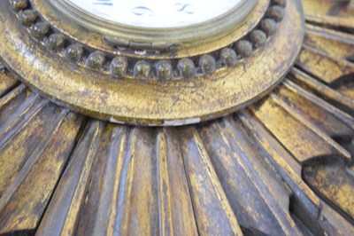 Lot 502 - Early 20th Century giltwood sunburst wall clock