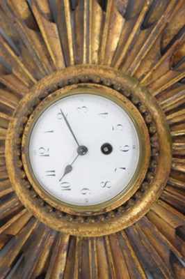 Lot 502 - Early 20th Century giltwood sunburst wall clock