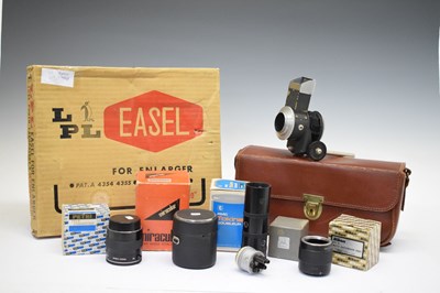 Lot 347 - Quantity of Camera Equipment