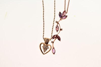 Lot 51 - 9ct gold diamond set 'spade' shape pendant