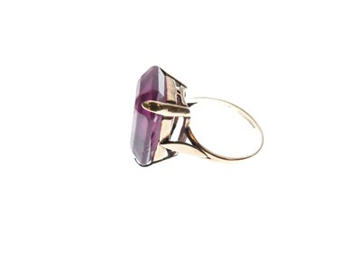 Lot 9 - 9ct dress ring set amethyst coloured stone, 6.9g gross approx