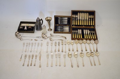 Lot 639 - Assorted silver-plated ware