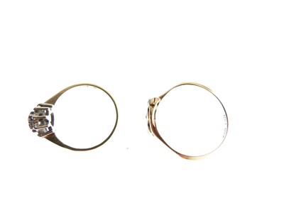 Lot 3 - 18ct diamond cluster ring and three stone diamond ring