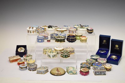 Lot 411 - Trinket boxes