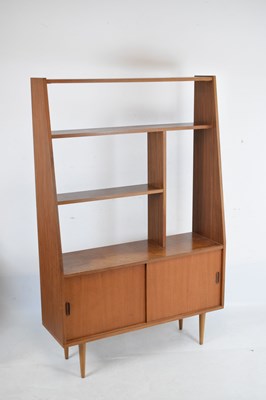 Lot 516 - Interflex teak freestanding room divider