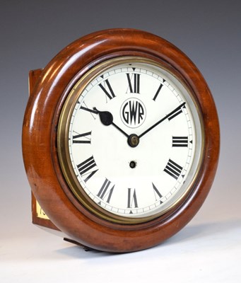 Lot 523 - Railway interest: GWR chain fusee wall clock No. 795