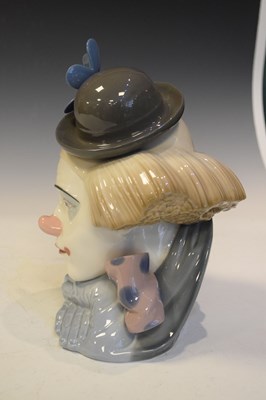 Lot 416 - Lladro Sad Clown porcelain figure