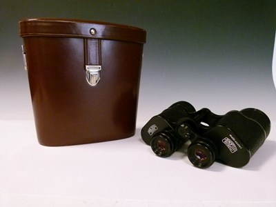 Lot 266 - Pair of Carl Zeiss Jena Jenoptem 10x50w binoculars