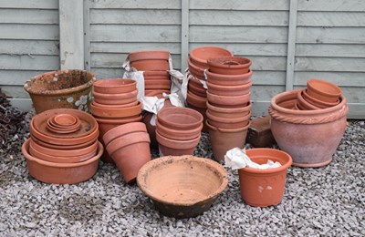 Lot 689 - Group of terracotta flowerpots