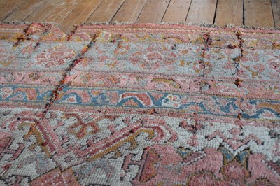 Lot 27 - Large early 20th Century Ushak wool carpet