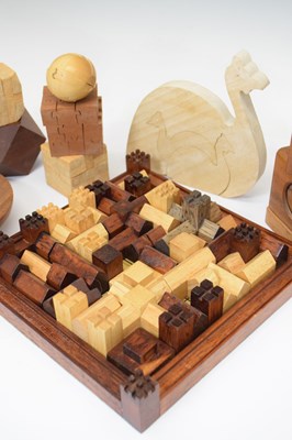Lot 142 - Collection of wooden desk toys
