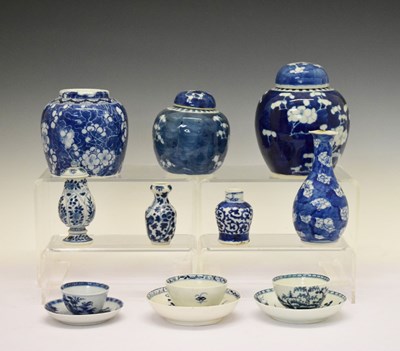 Lot 414 - Sundry Chinese blue and white ceramics