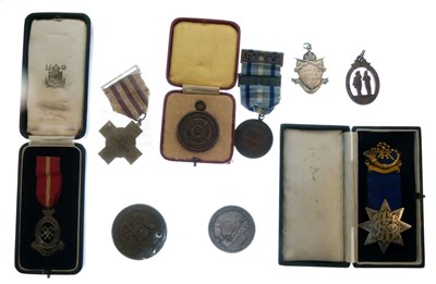 Lot 228 - Quantity of cased badges/jewels and medallions