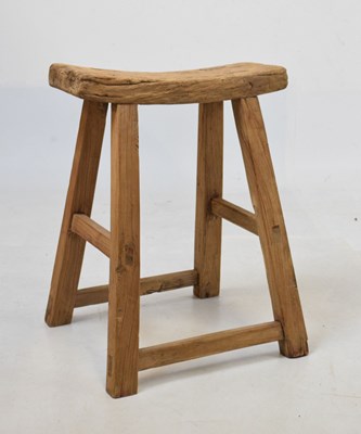 Lot 441 - Dutch elm primitive stool