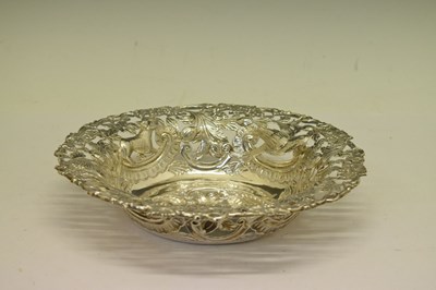 Lot 339 - George V silver fruit bowl