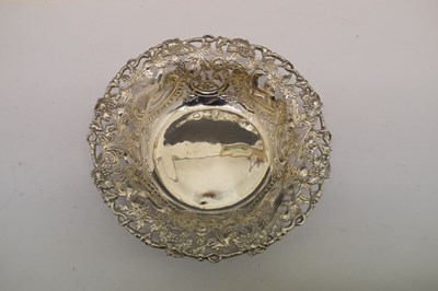 Lot 339 - George V silver fruit bowl