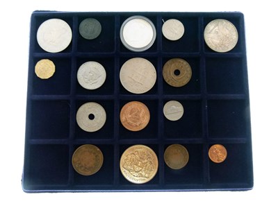 Lot 171 - Quantity of world coinage to include American dollars, etc