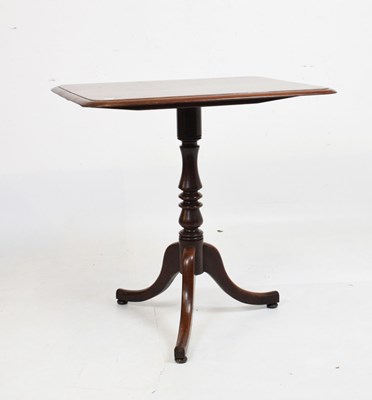 Lot 492 - Victorian rectangular mahogany tilt table