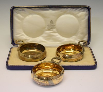 Lot 89 - Cased pair of George V silver-gilt tasse de vin cups