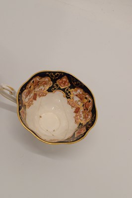 Lot 421 - Royal Albert 'Heirloom' pattern tablewares